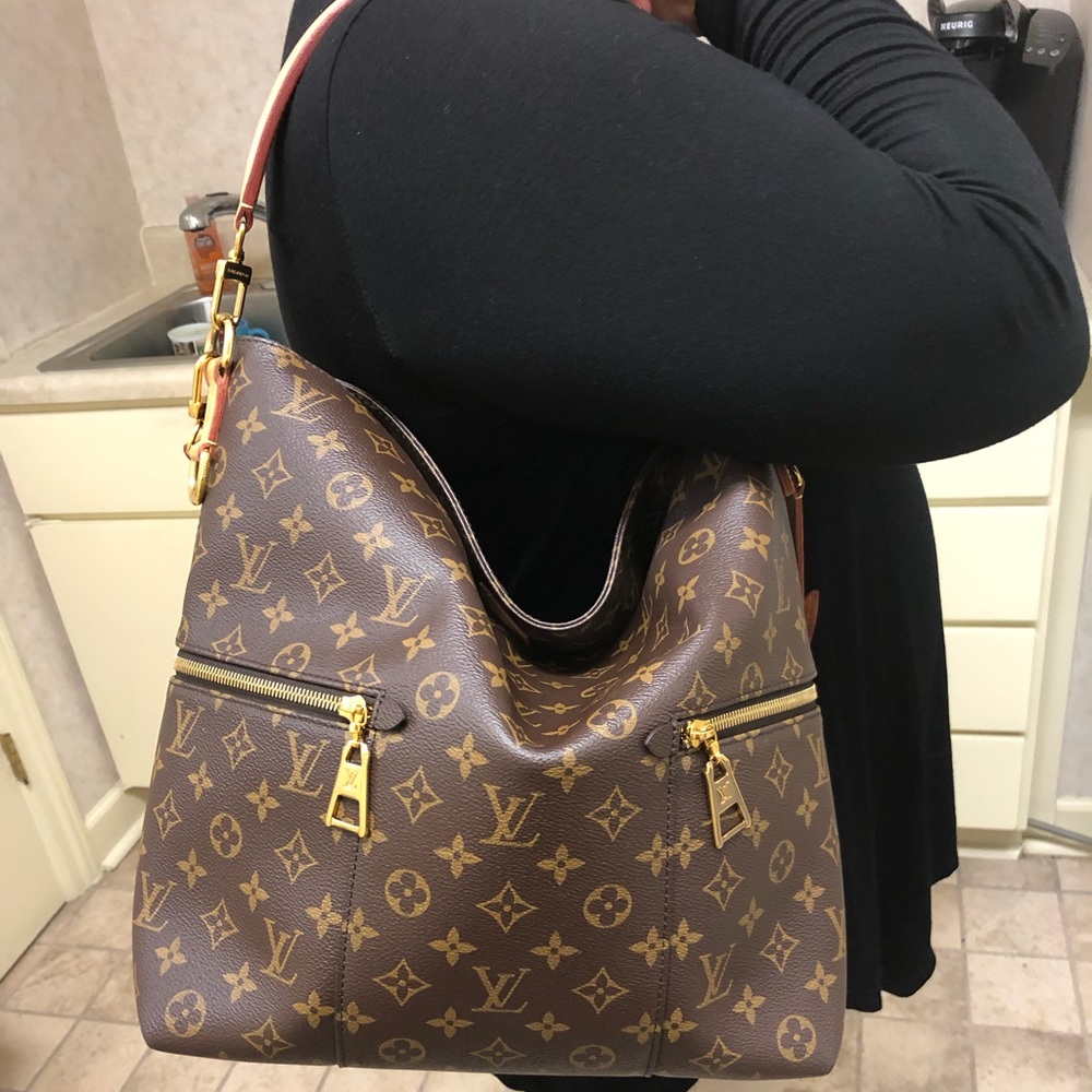 SOLD! Authentic Louis Vuitton Melie